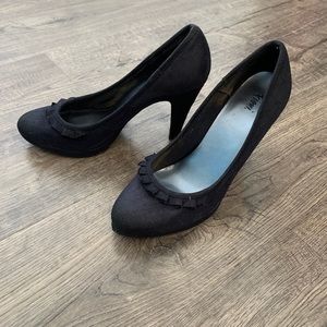 Fioni Suede Blue Shoes Size 7